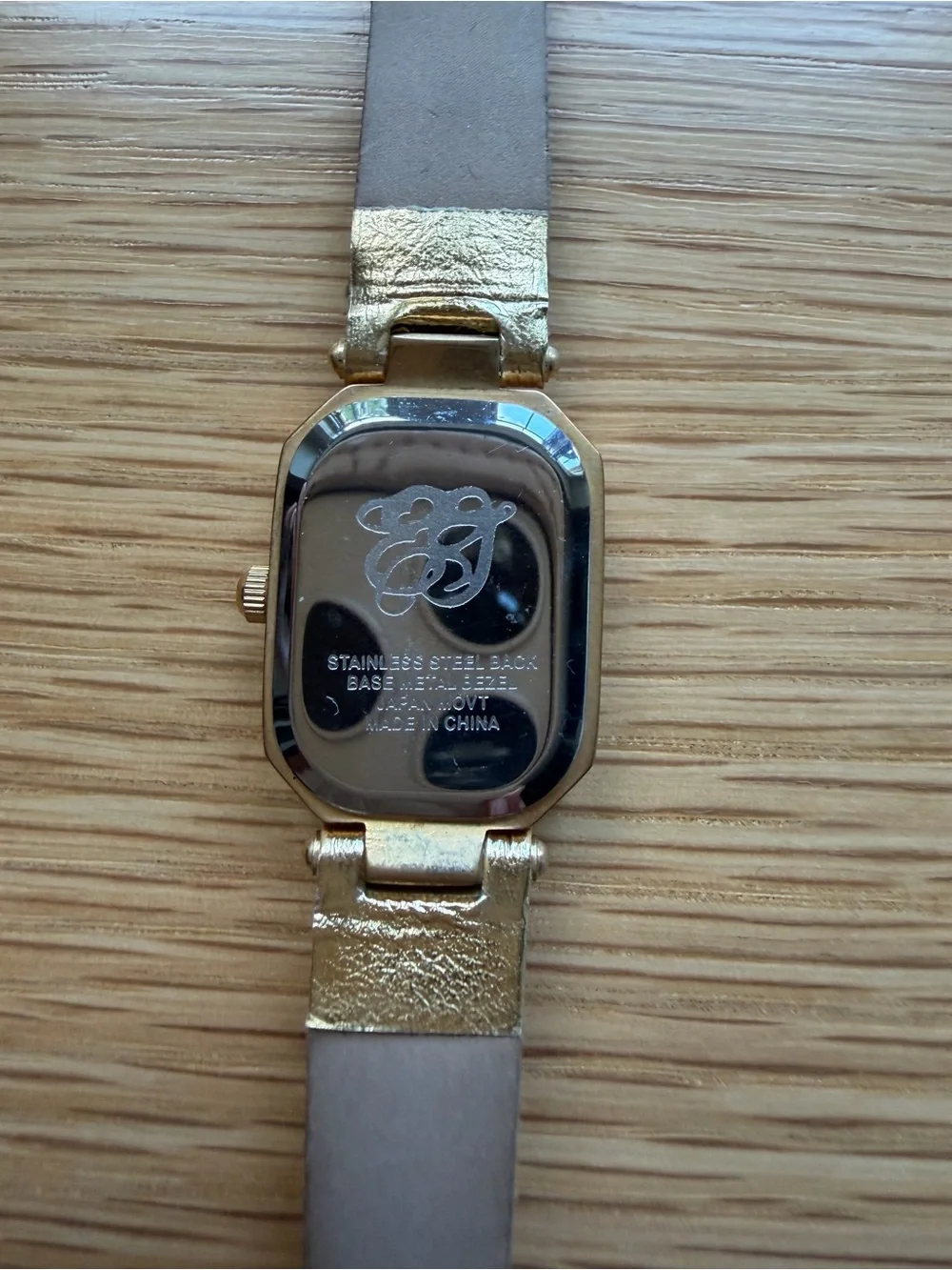 Elizabeth Taylor Wristwatch. Vintage gold tone.